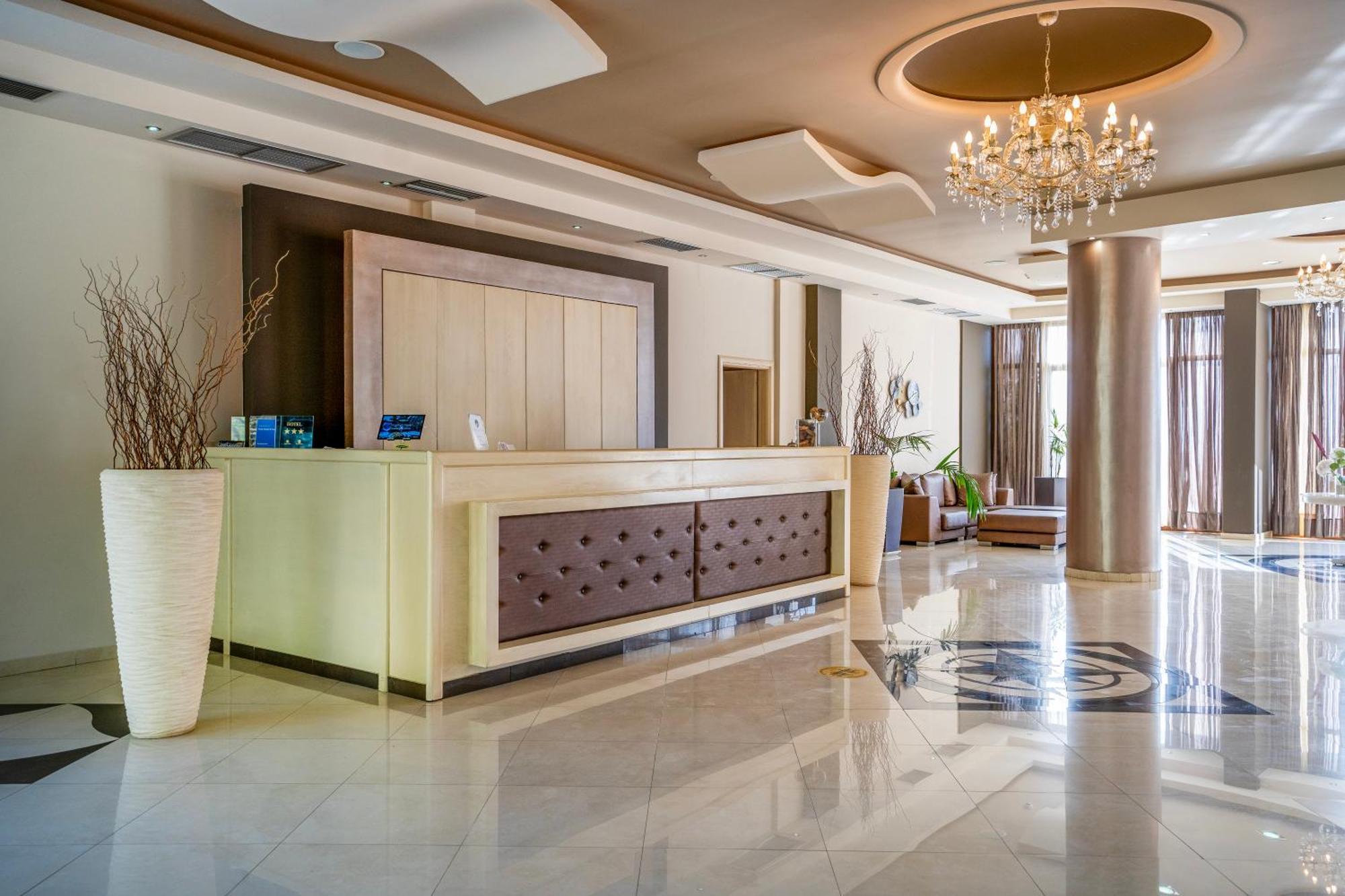 Evia Hotel & Suites Marmari  Exterior photo