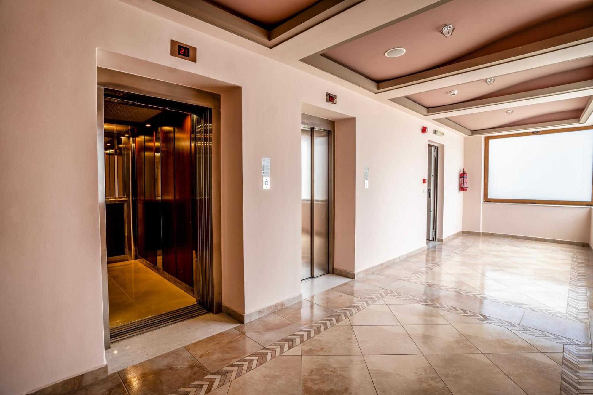 Evia Hotel & Suites Marmari  Exterior photo