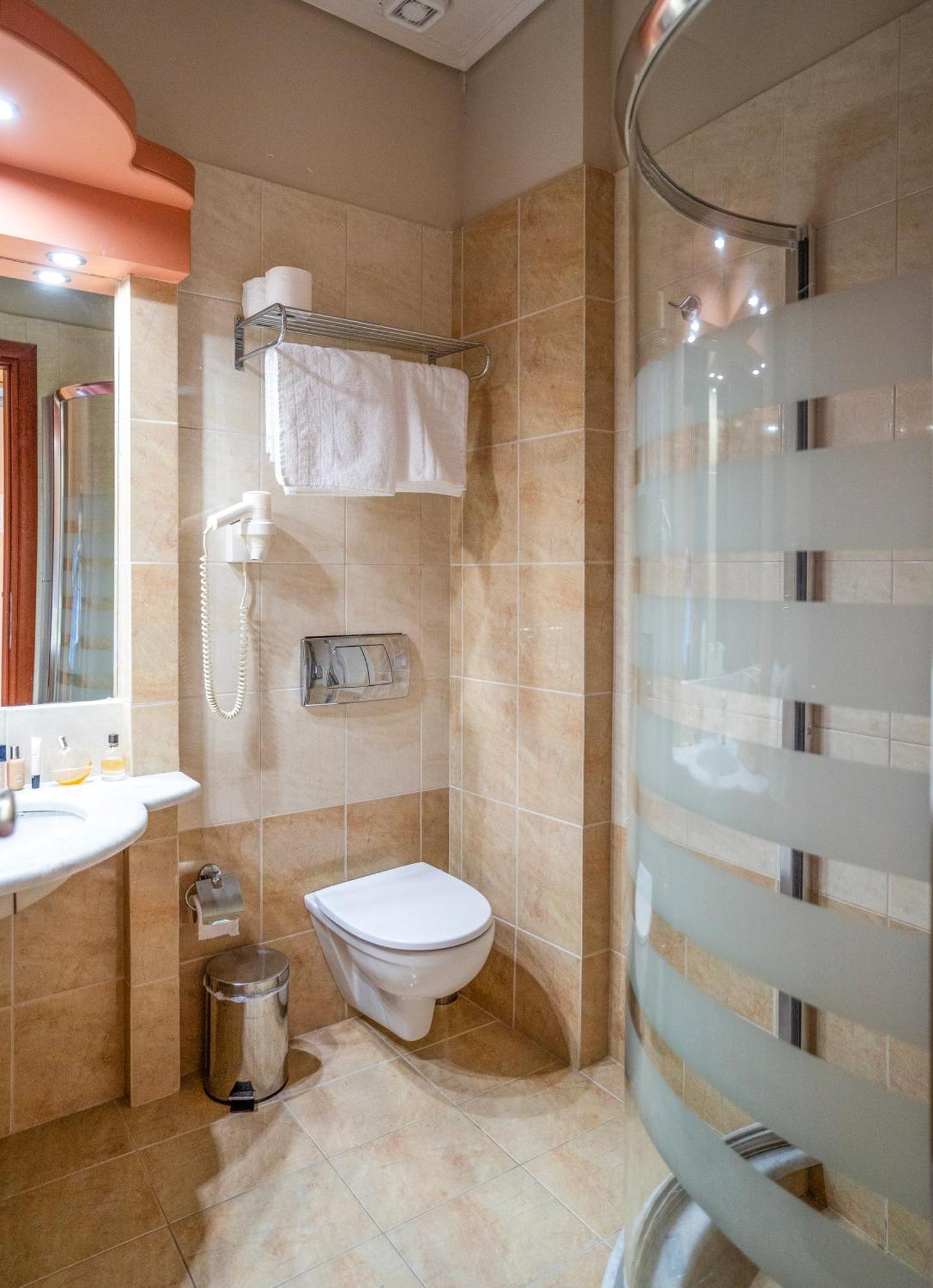Evia Hotel & Suites Marmari  Exterior photo