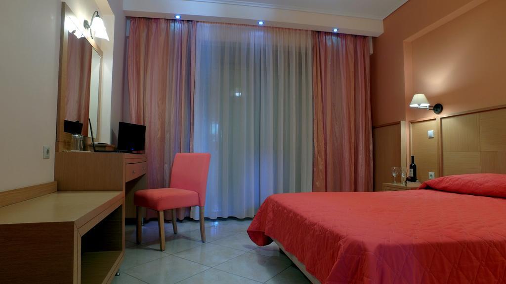 Evia Hotel & Suites Marmari  Exterior photo